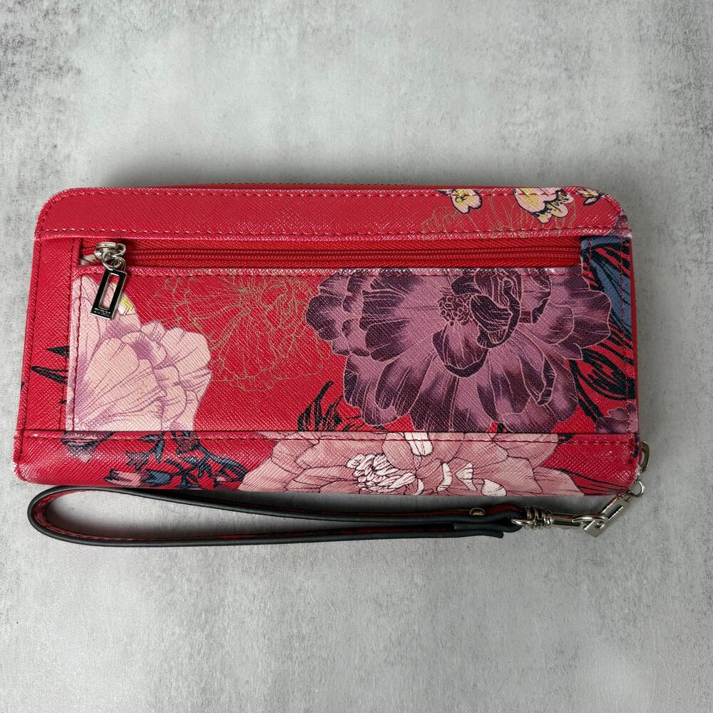 GUESS Red Floral Zip Around Wristlet Wallet Clutch - Picture 4 of 12